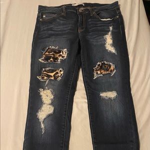 KanCan distressed skinny jeans w/leopard details